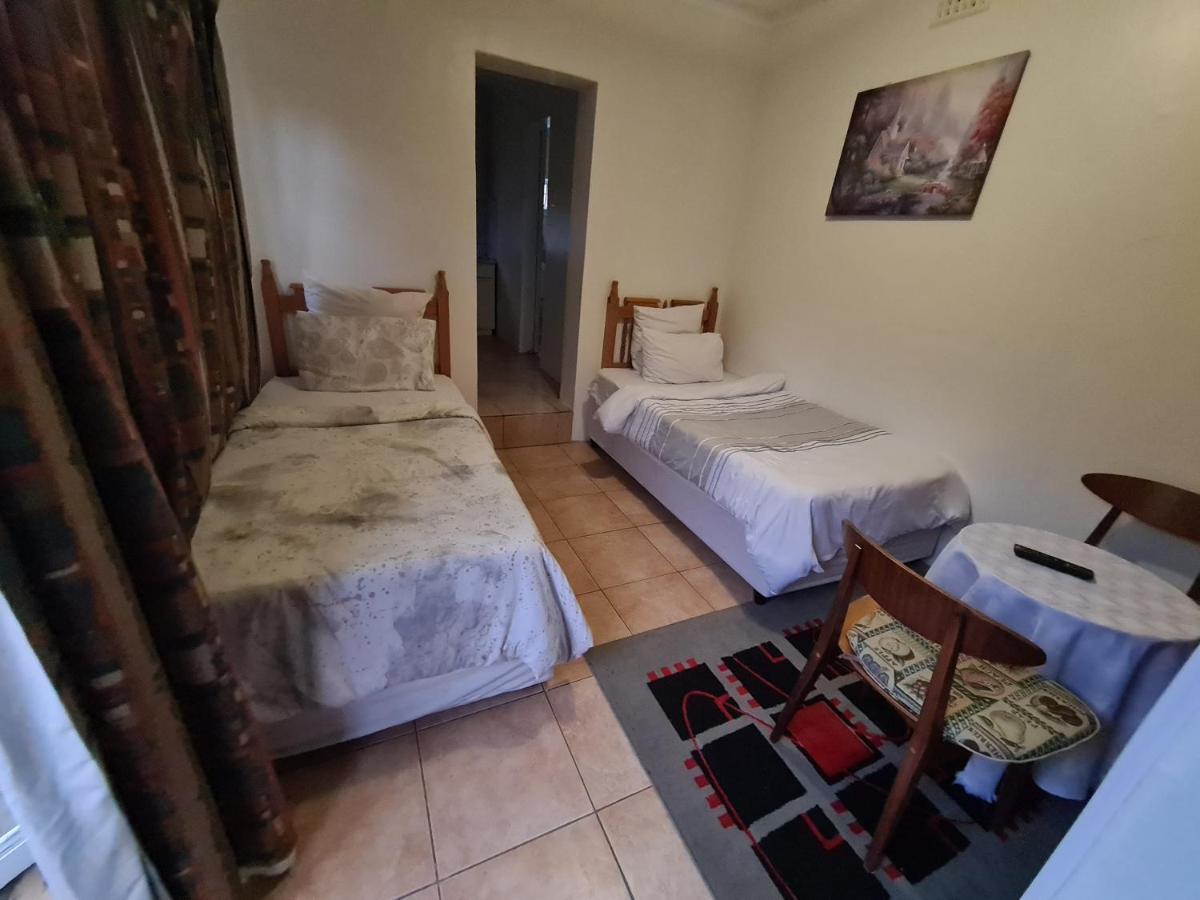 Zenith House Boston Self Catering Accomodation 케이프타운 외부 사진